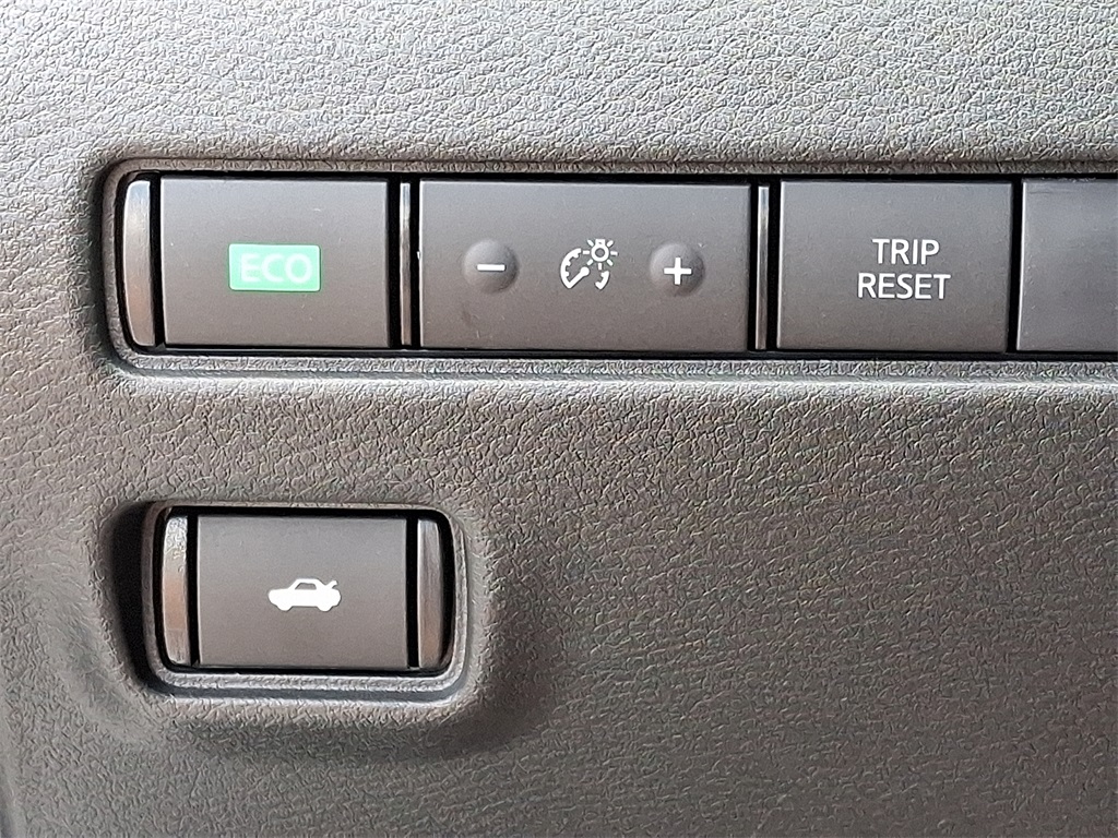 2025 Nissan Sentra SV - Photo 18
