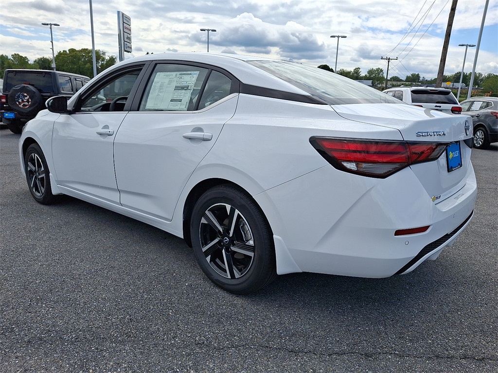 2025 Nissan Sentra SV - Photo 3
