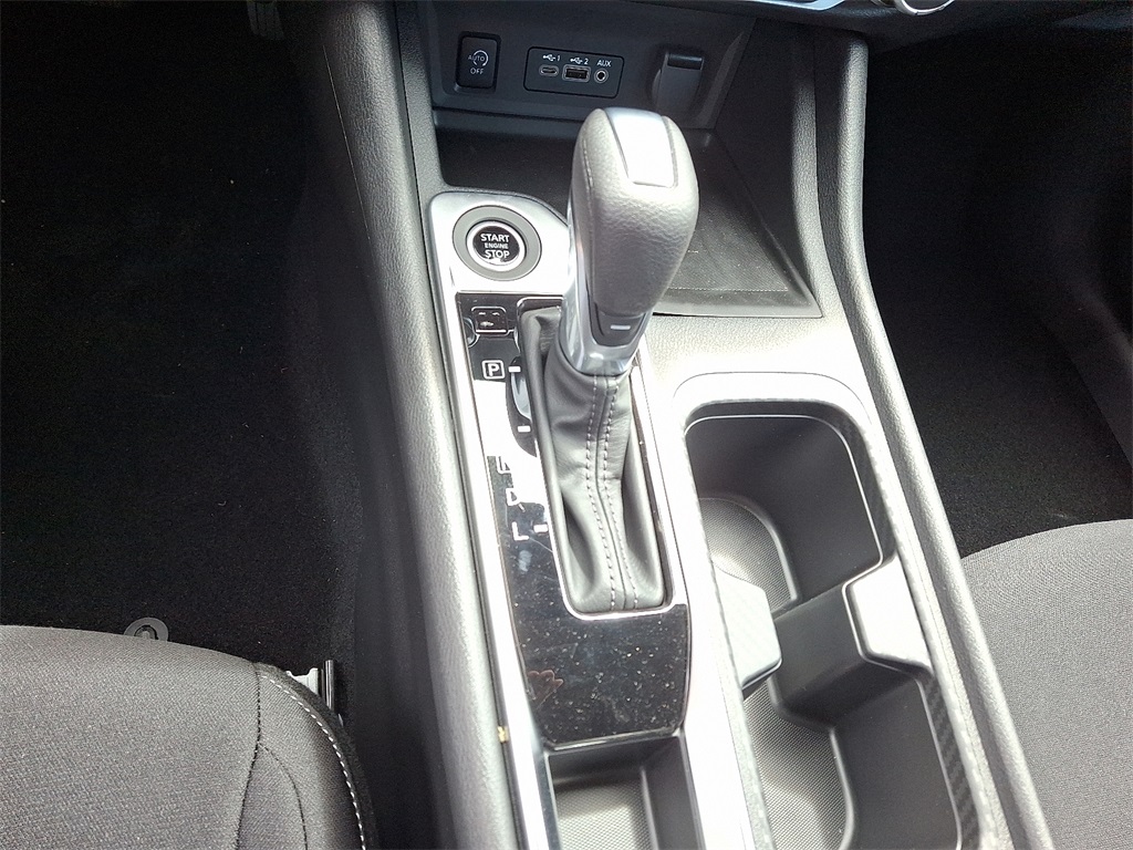 2025 Nissan Sentra SV - Photo 10