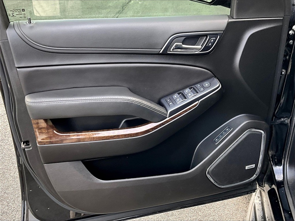 2019 Chevrolet Tahoe LT - Photo 9