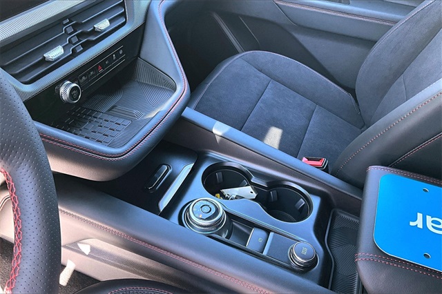 2025 Ford Explorer ST - Photo 11