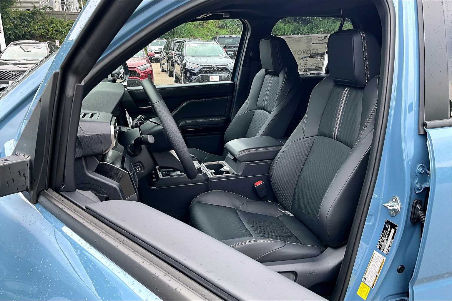 2025 Toyota 4Runner Limited - Photo 11