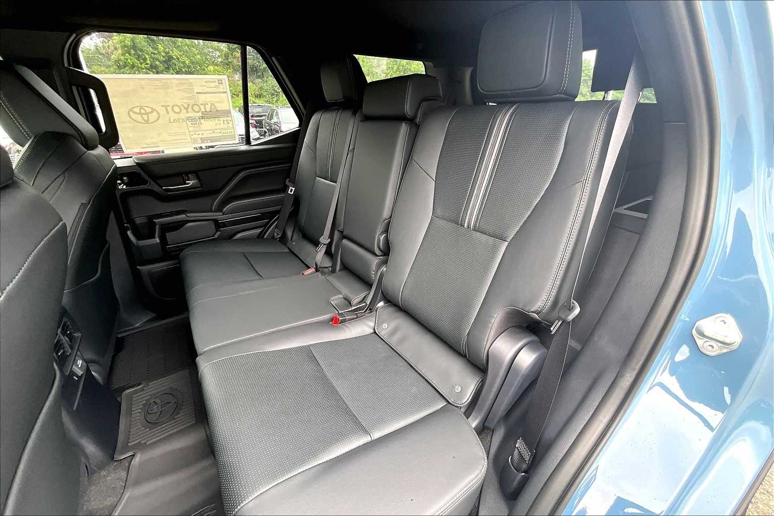 2025 Toyota 4Runner Limited - Photo 15