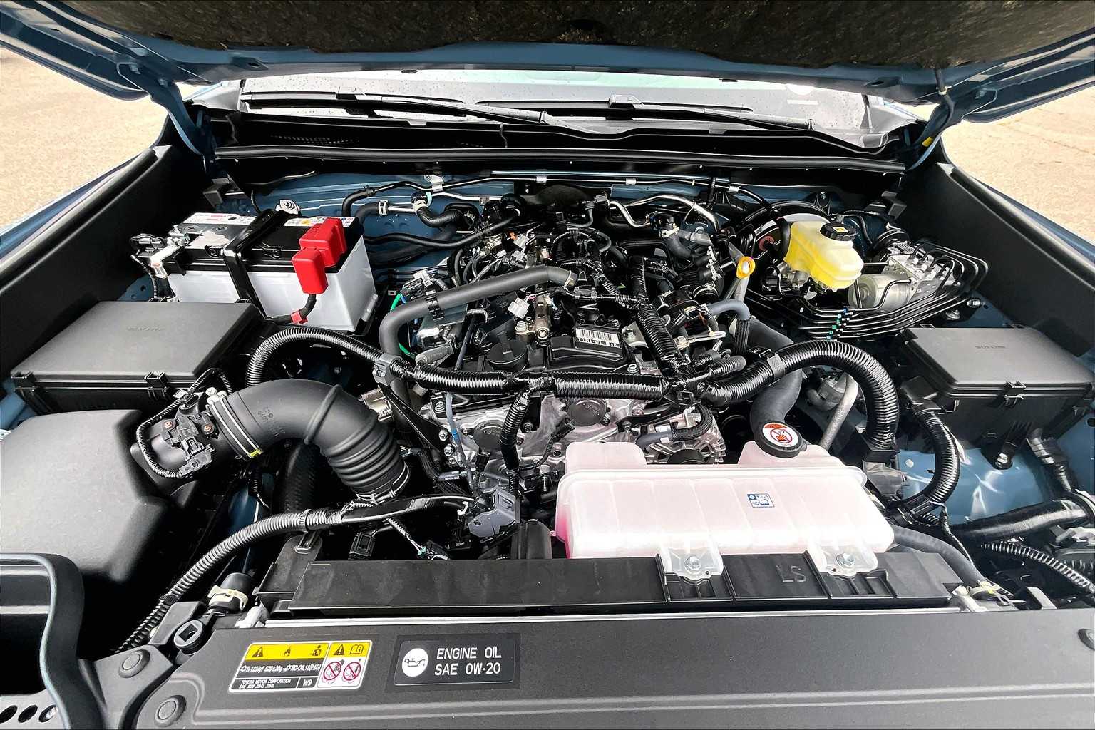 2025 Toyota 4Runner Limited - Photo 16