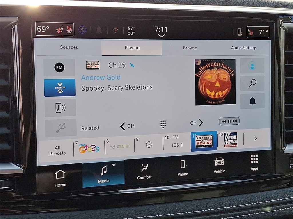 2026 Chrysler Pacifica Select - Photo 14