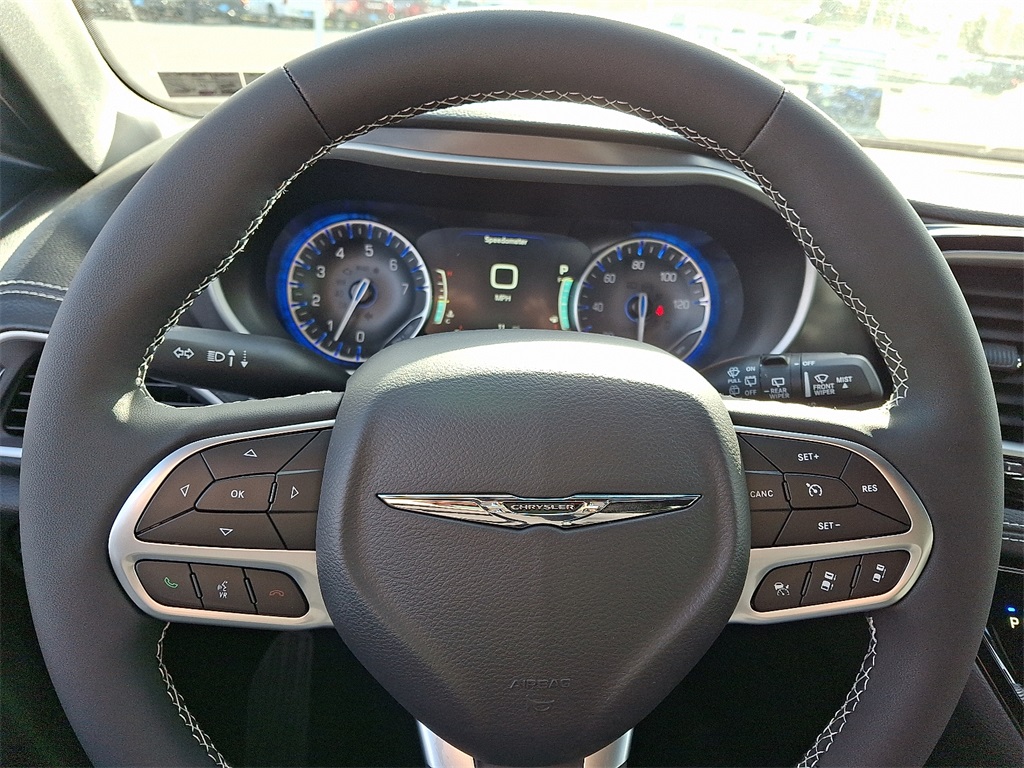 2026 Chrysler Pacifica Select - Photo 16