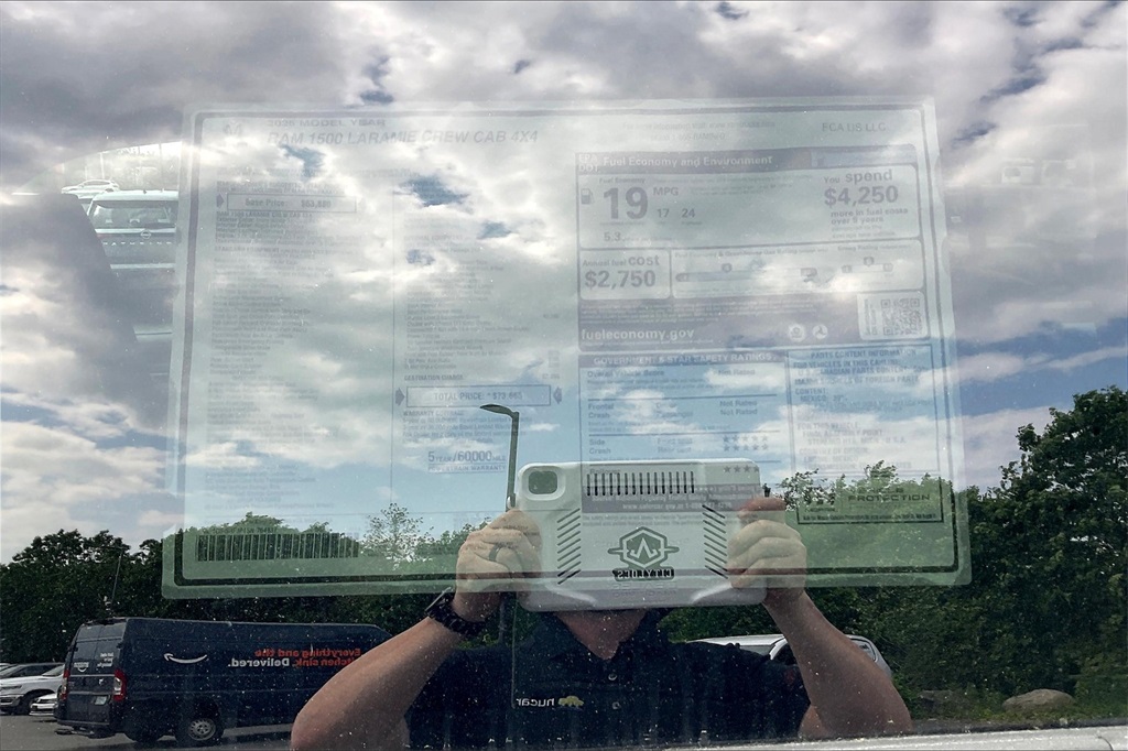 2025 Ram 1500 Laramie - Photo 17