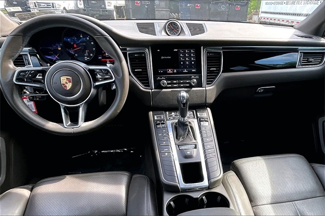 2018 Porsche Macan  - Photo 16