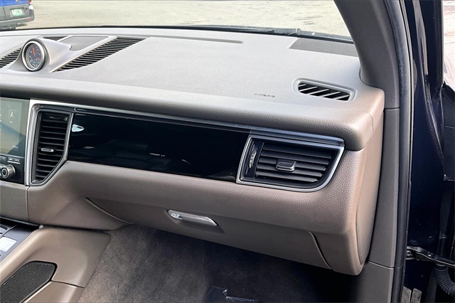 2018 Porsche Macan  - Photo 17