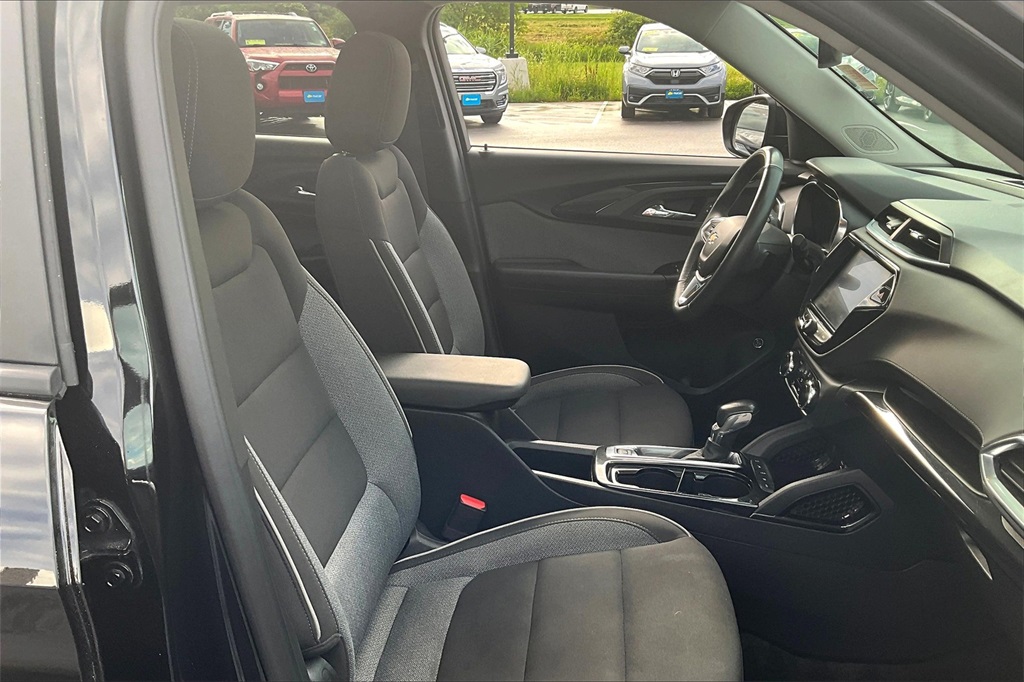 2023 Chevrolet TrailBlazer LT - Photo 11