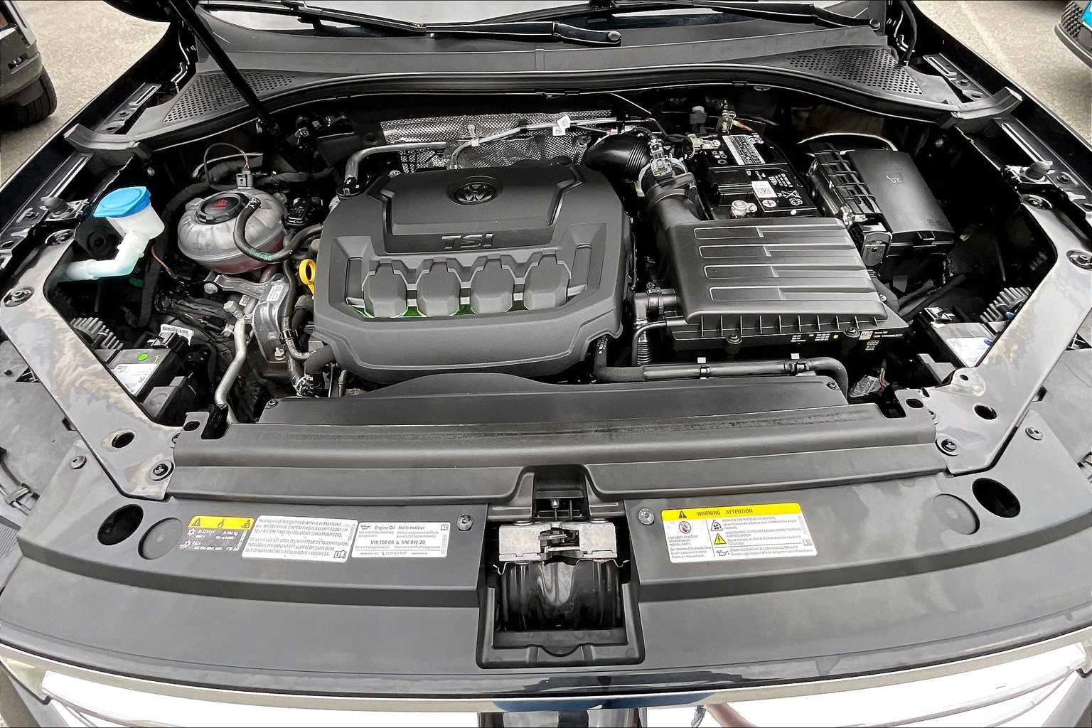 2022 Volkswagen Tiguan SEL R-Line - Photo 30