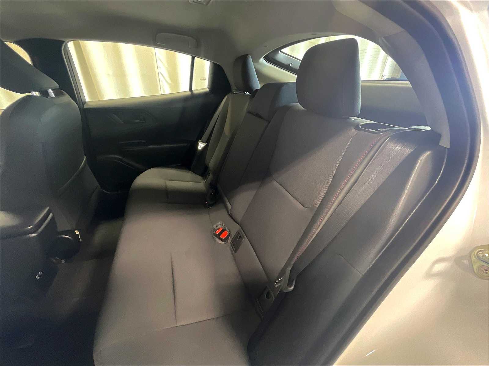 2024 Toyota Prius Prime SE - Photo 15