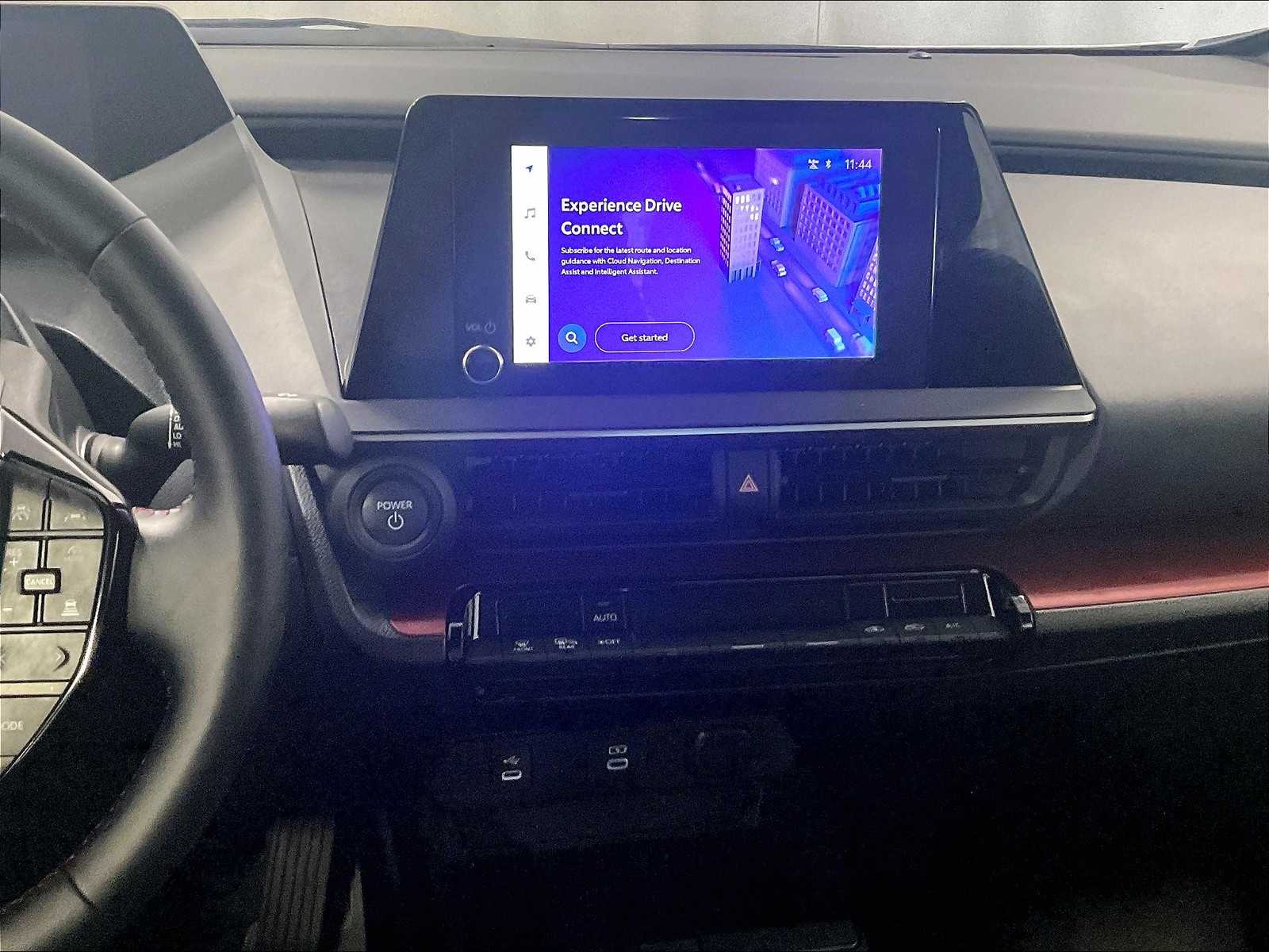 2024 Toyota Prius Prime SE - Photo 18