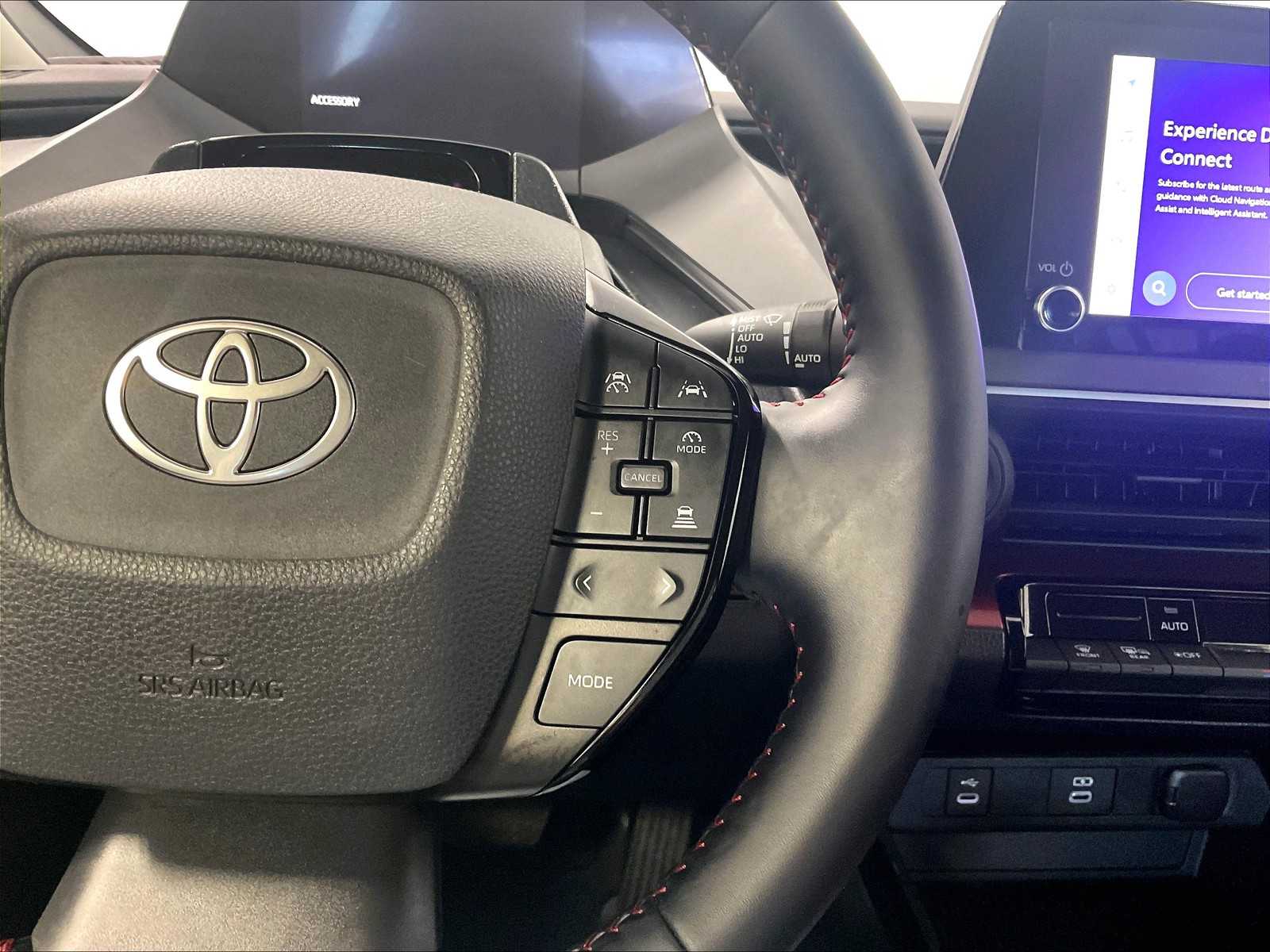 2024 Toyota Prius Prime SE - Photo 23