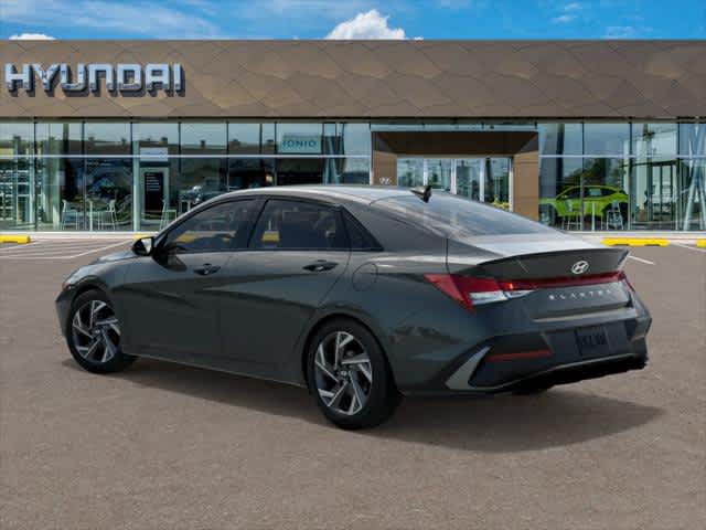 2025 Hyundai Elantra SEL Sport - Photo 5