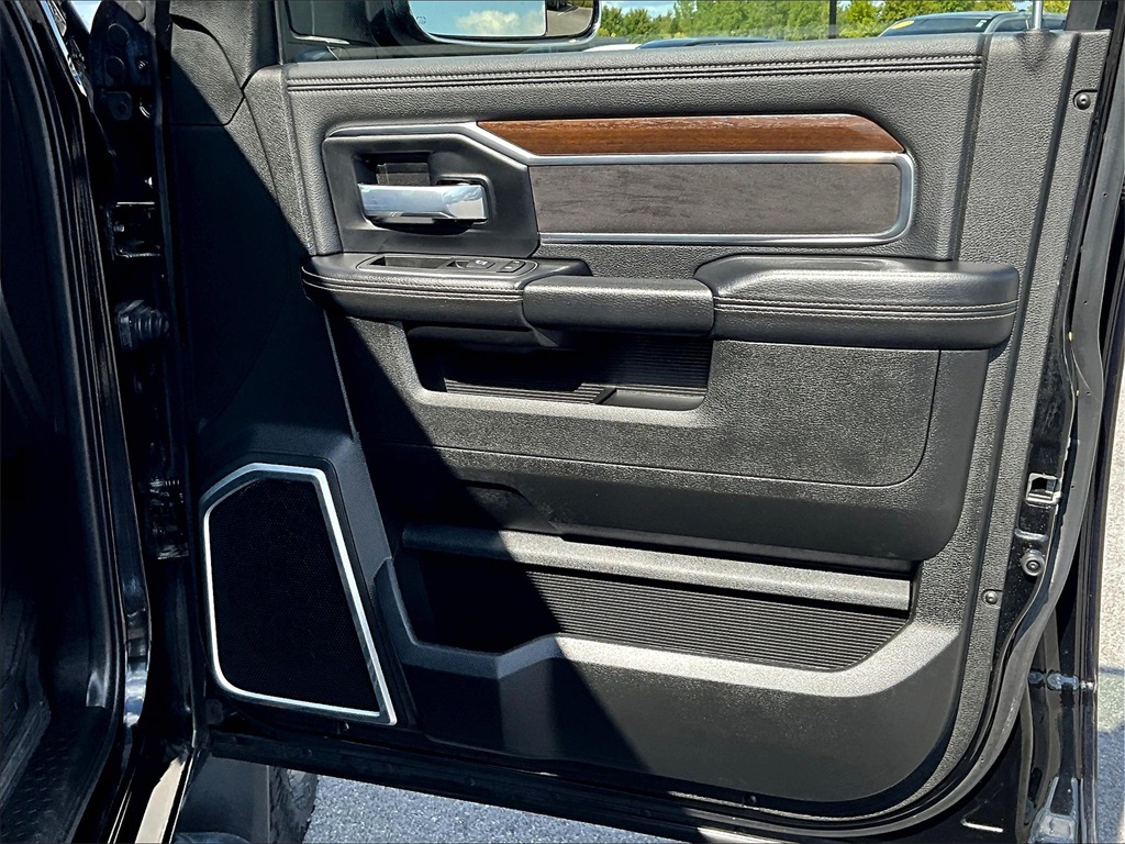2022 Ram 3500 Laramie - Photo 12