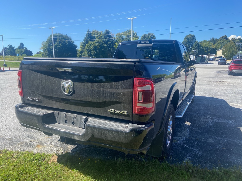 2022 Ram 3500 Laramie - Photo 4
