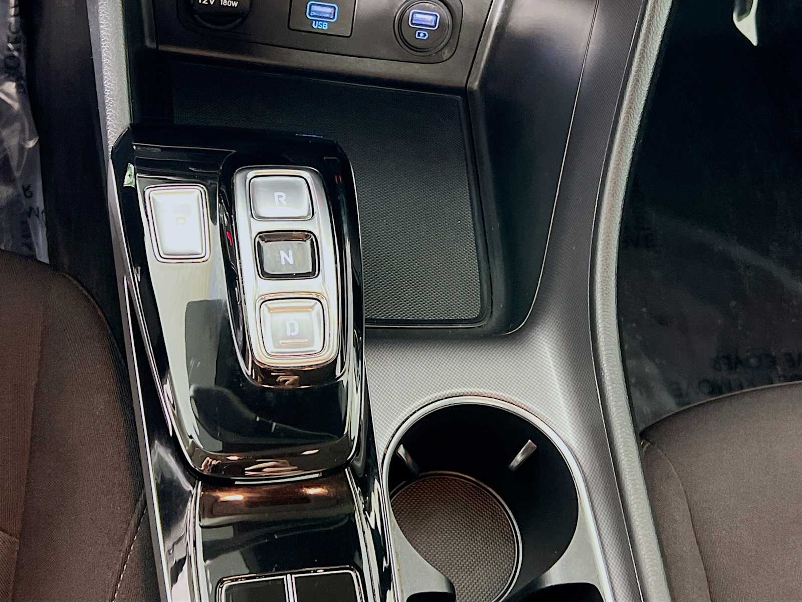 2022 Hyundai Sonata SE - Photo 16