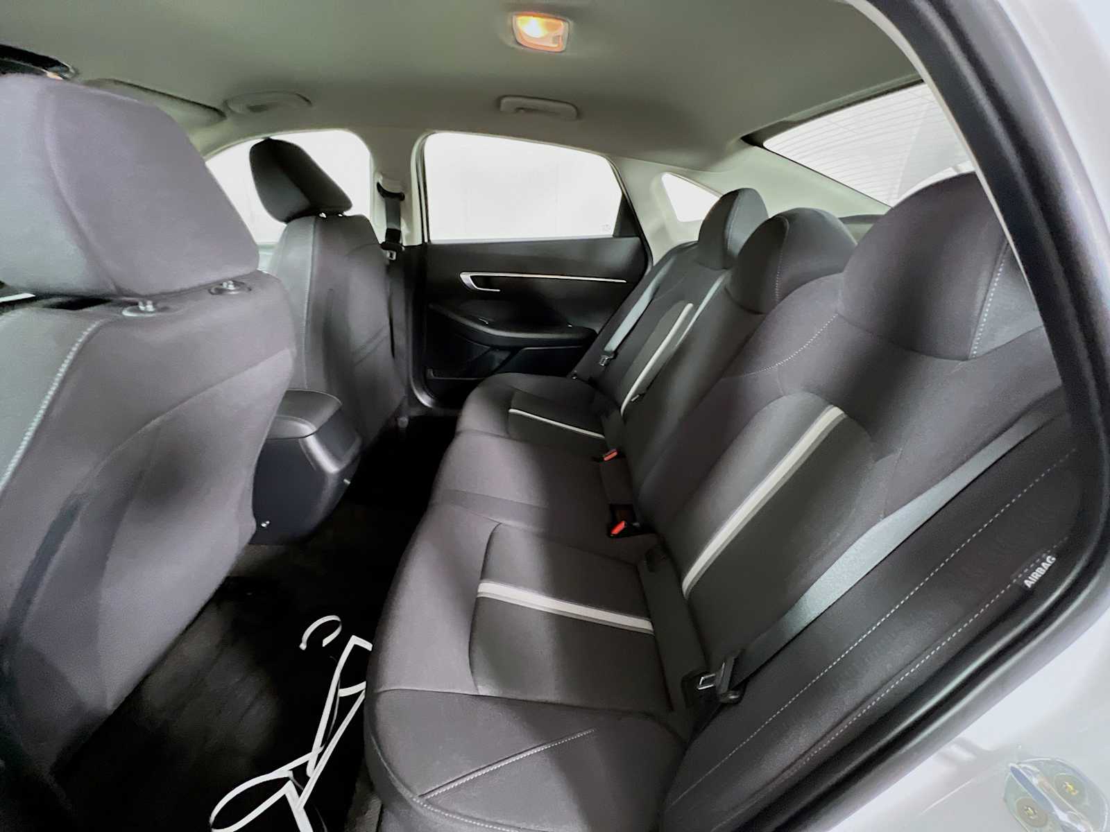 2022 Hyundai Sonata SE - Photo 23