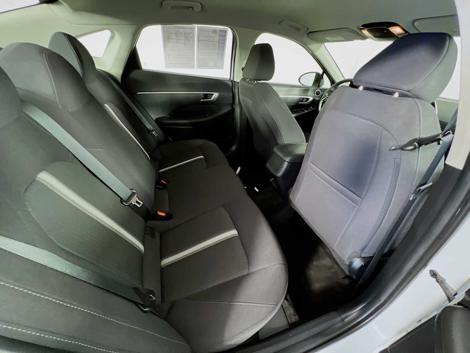 2022 Hyundai Sonata SE - Photo 25