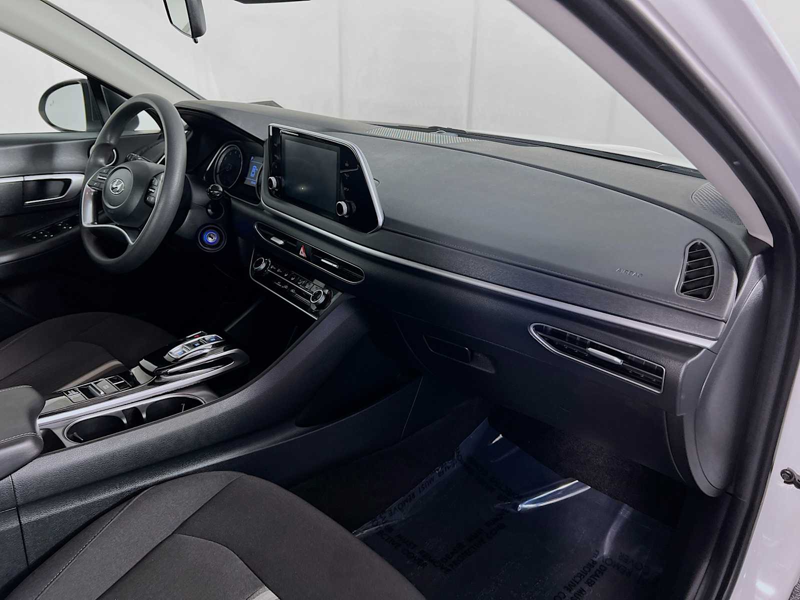 2022 Hyundai Sonata SE - Photo 27