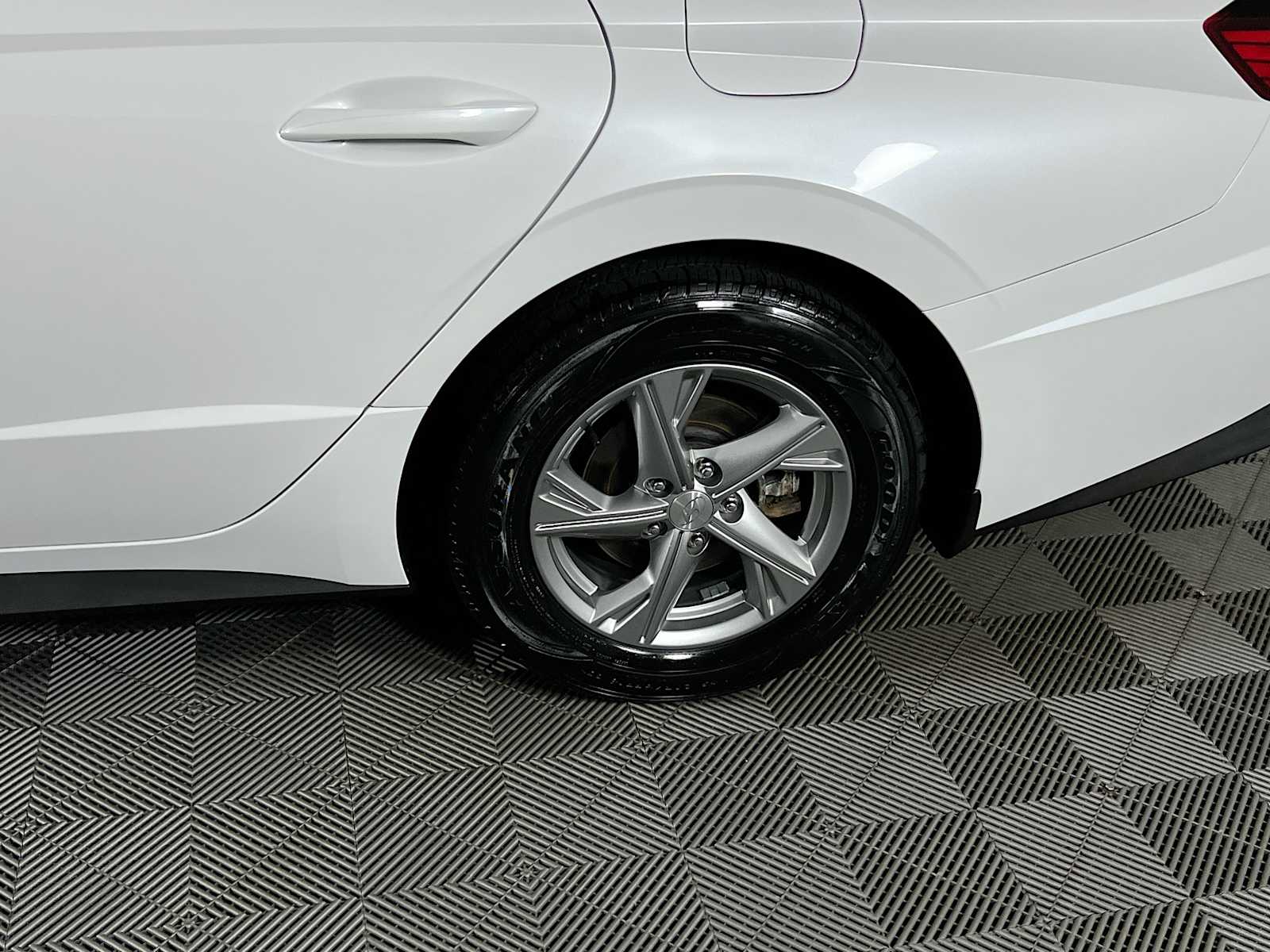 2022 Hyundai Sonata SE - Photo 29