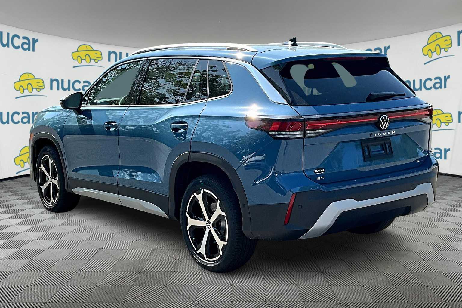 2025 Volkswagen Tiguan SE - Photo 5