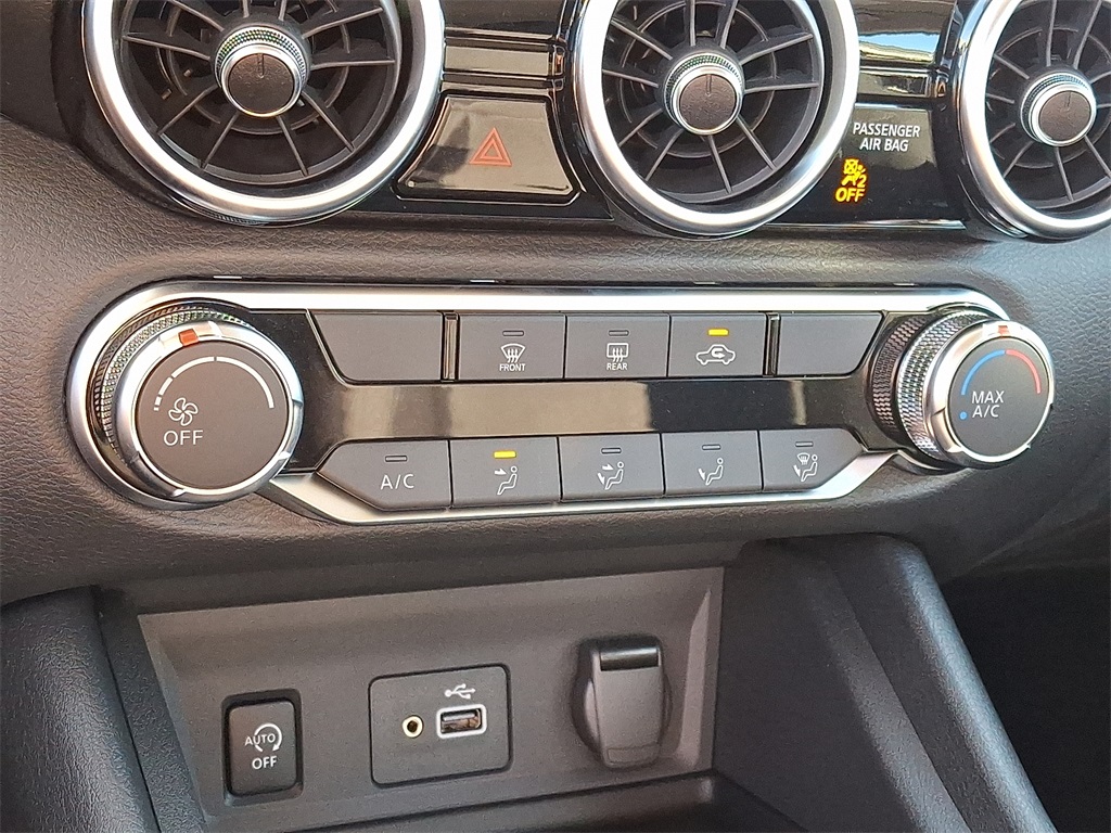 2025 Nissan Sentra S - Photo 11