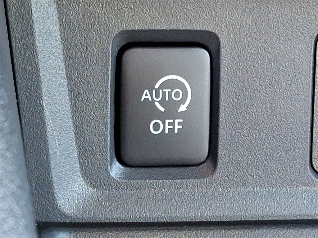 2025 Nissan Sentra S - Photo 16
