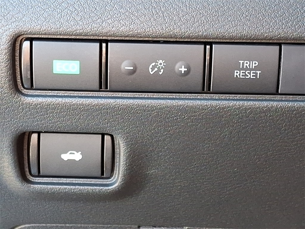 2025 Nissan Sentra S - Photo 18