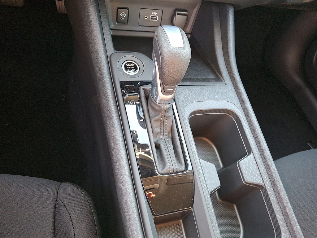 2025 Nissan Sentra S - Photo 10