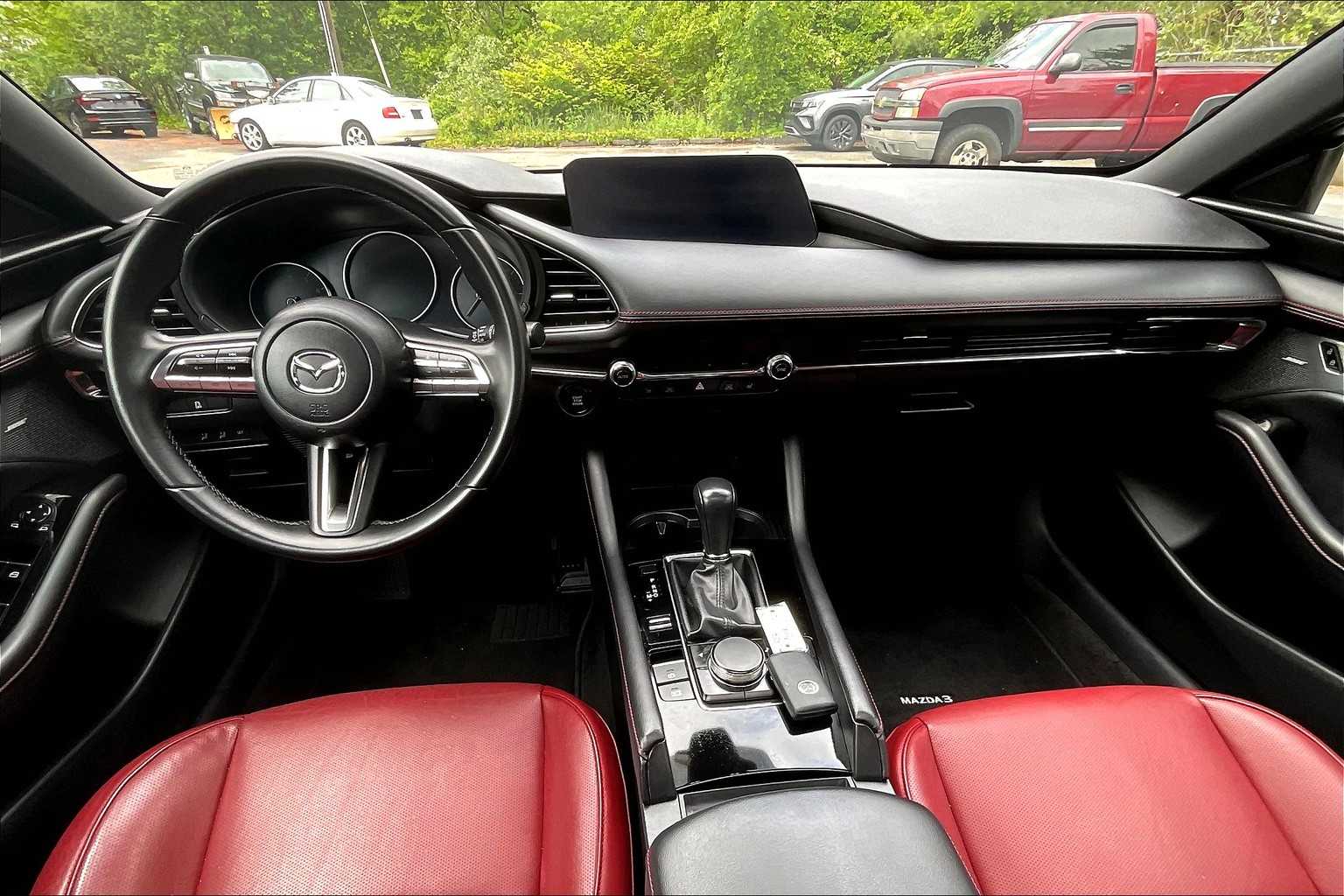 2023 Mazda Mazda3 Hatchback 2.5 S Carbon Edition - Photo 21