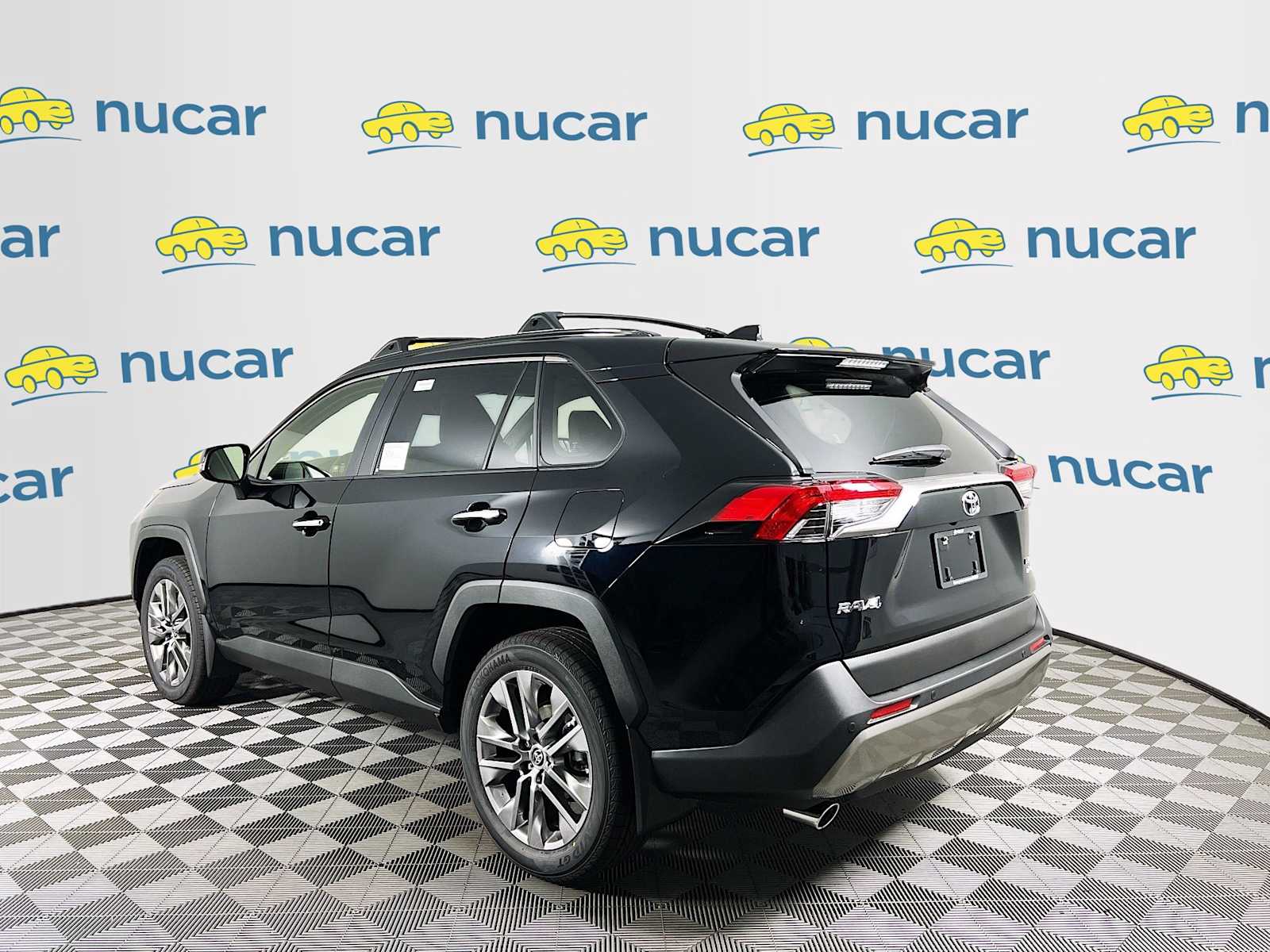 2025 Toyota RAV4 Limited - Photo 4