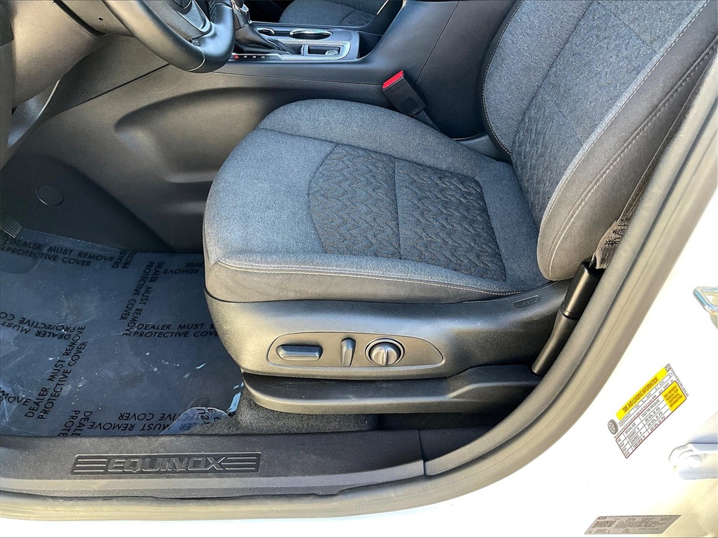 2024 Chevrolet Equinox LT - Photo 32