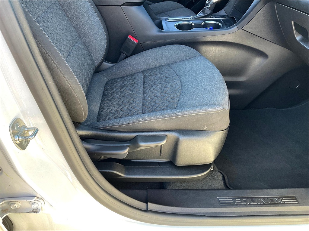2024 Chevrolet Equinox LT - Photo 35