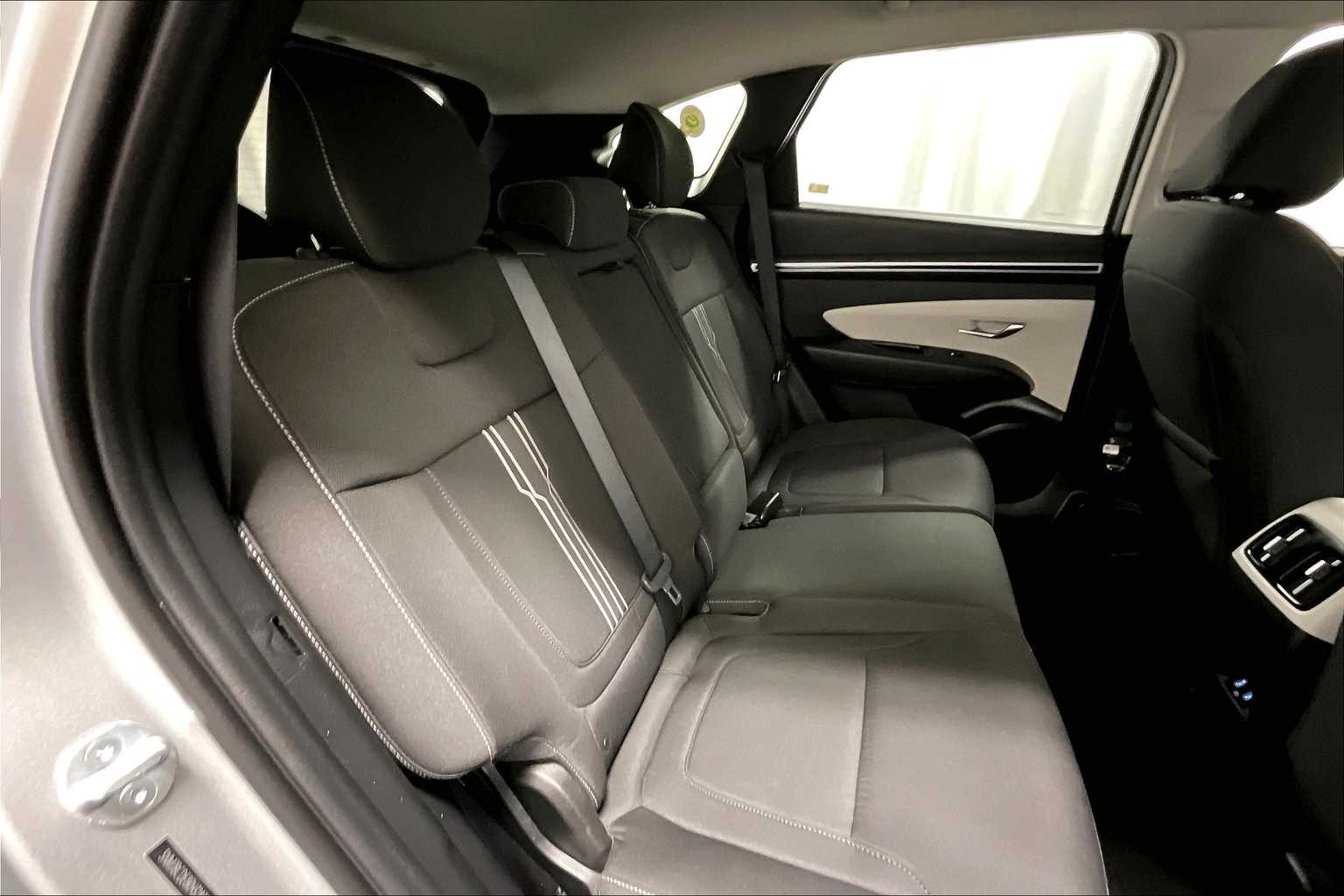 2024 Hyundai Tucson SEL - Photo 16