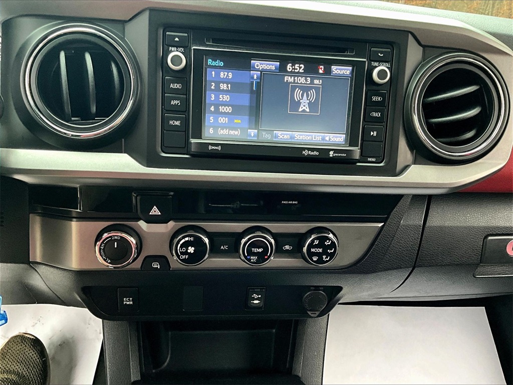 2018 Toyota Tacoma SR5 - Photo 26