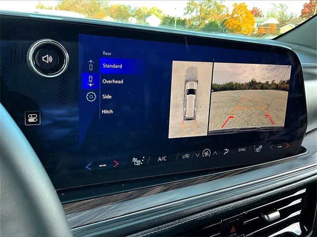 2025 Chevrolet Tahoe Z71 - Photo 19