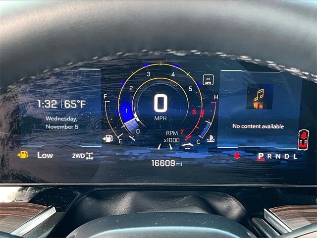 2025 Chevrolet Tahoe Z71 - Photo 23