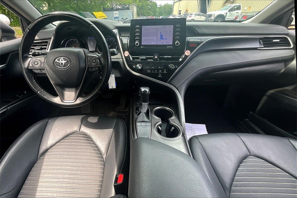 2022 Toyota Camry SE - Photo 28