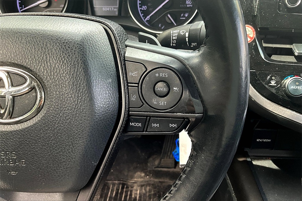 2022 Toyota Camry SE - Photo 31