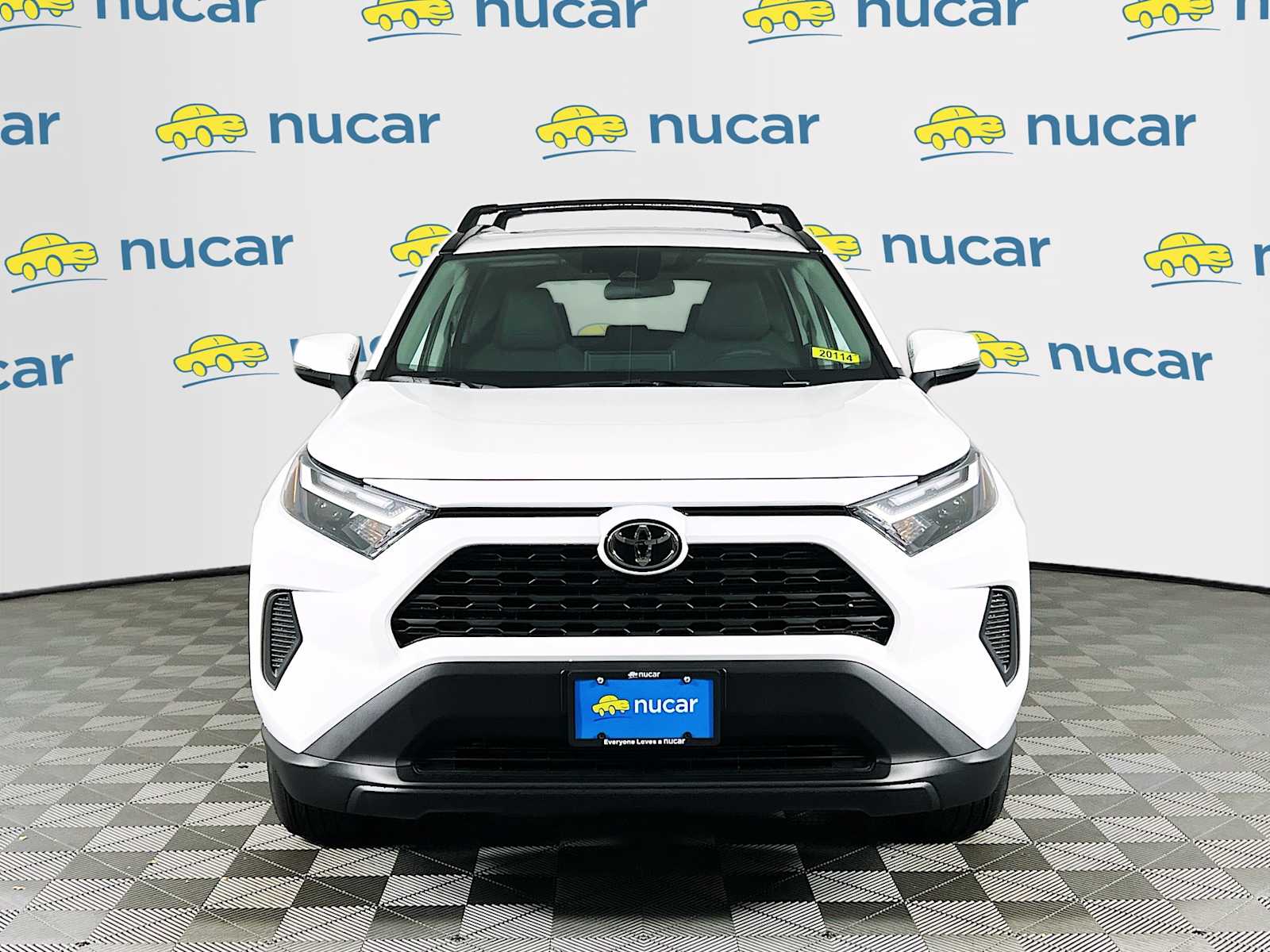 2025 Toyota RAV4 XLE - Photo 2