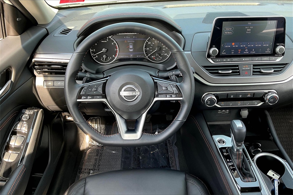 2023 Nissan Altima 2.5 SR - Photo 16