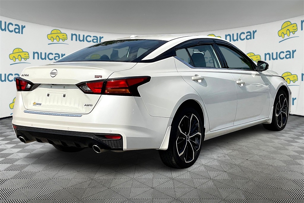2023 Nissan Altima 2.5 SR - Photo 6