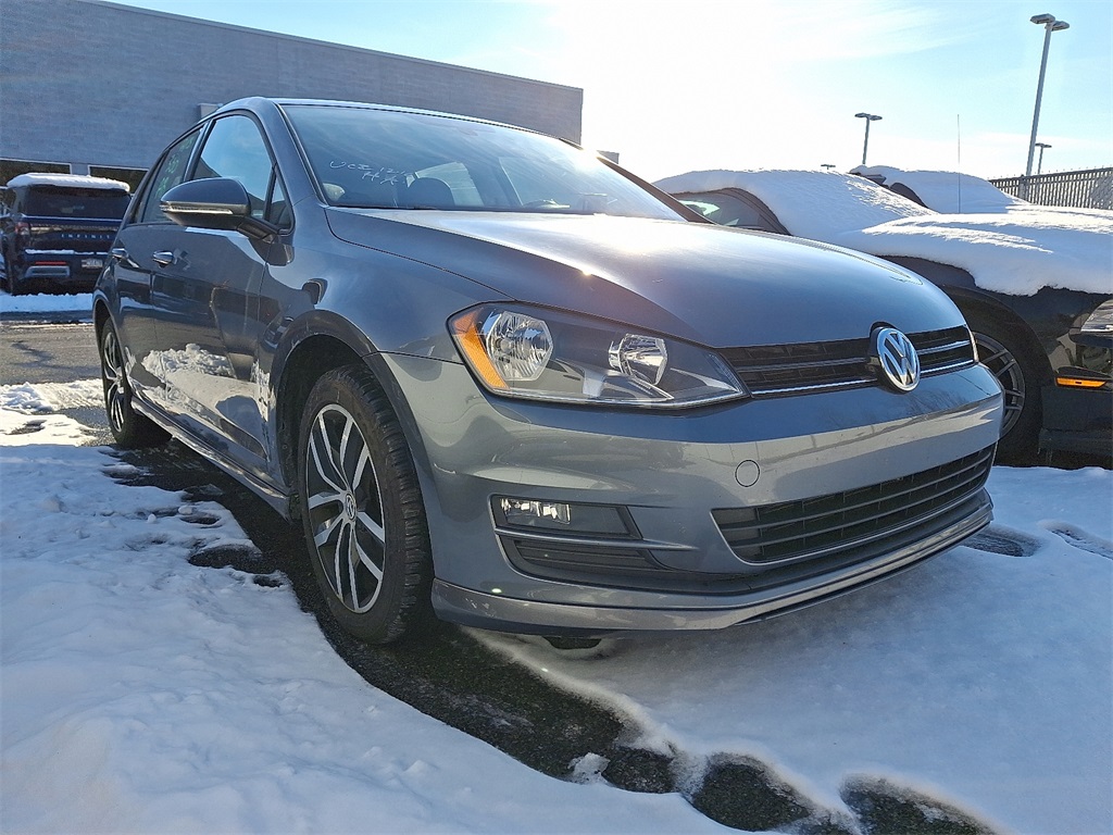 2015 Volkswagen Golf TSI SE 4-Door