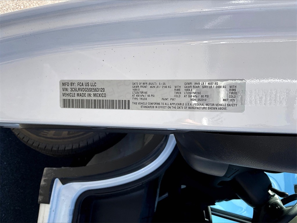 2025 Ram ProMaster 2500 High Roof - Photo 17