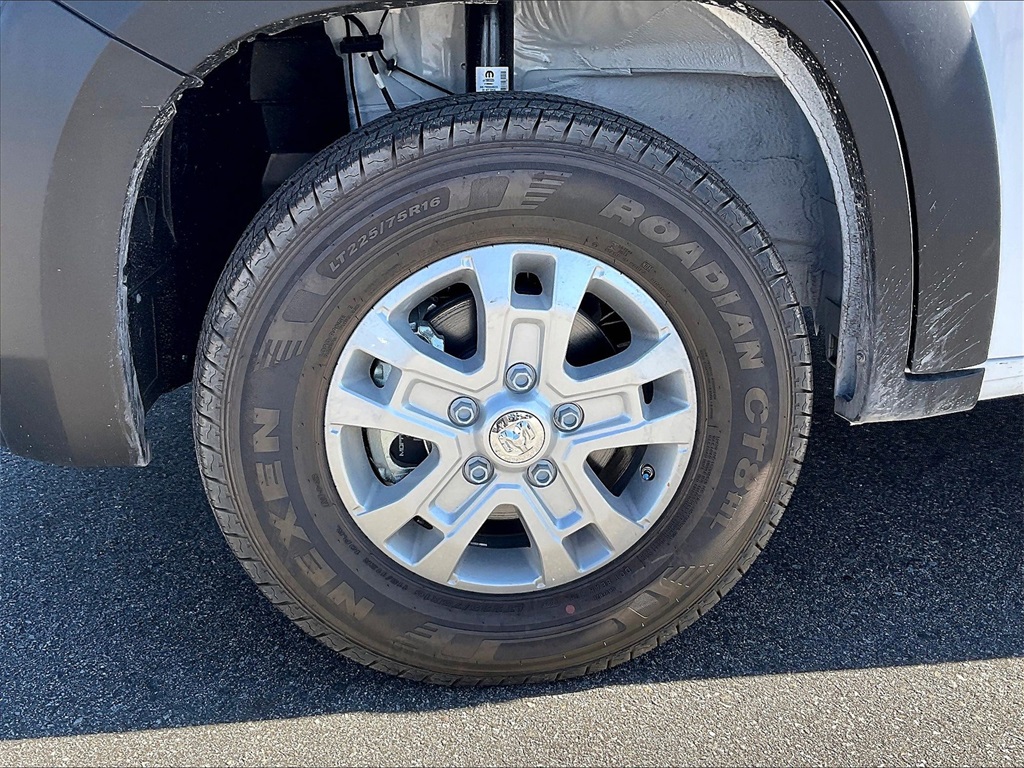 2025 Ram ProMaster 2500 High Roof - Photo 8