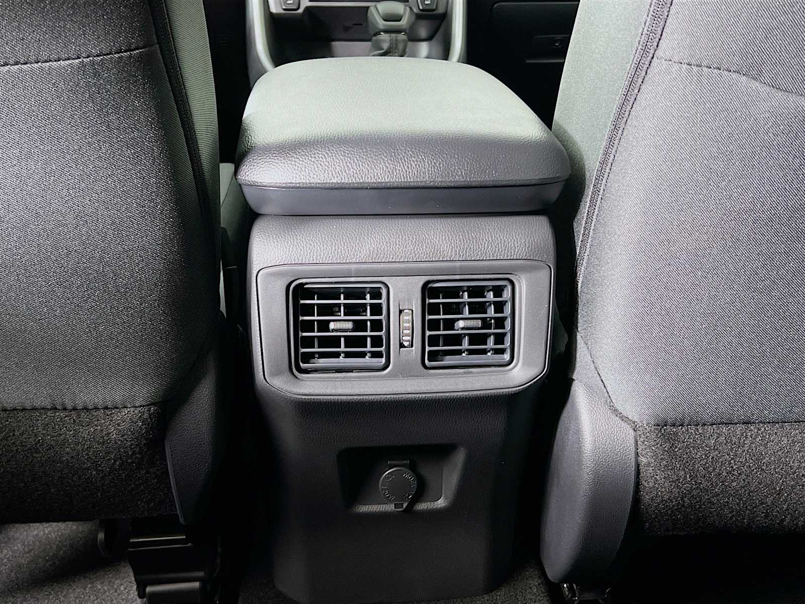 2025 Toyota RAV4 LE - Photo 14