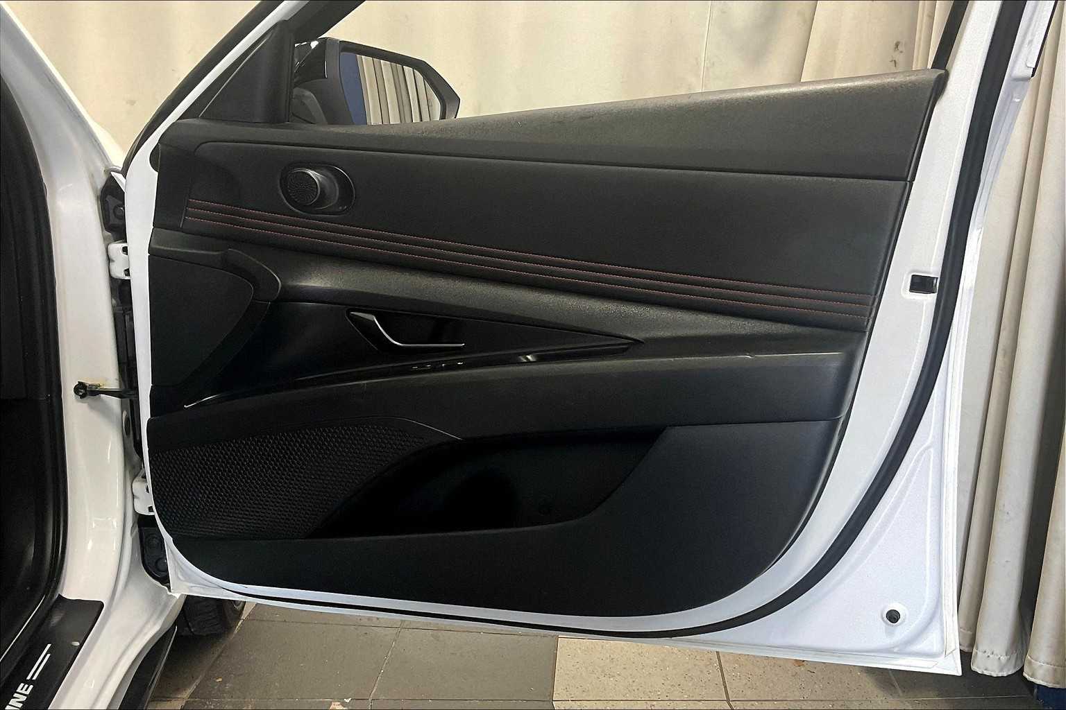 2021 Hyundai Elantra N Line - Photo 12