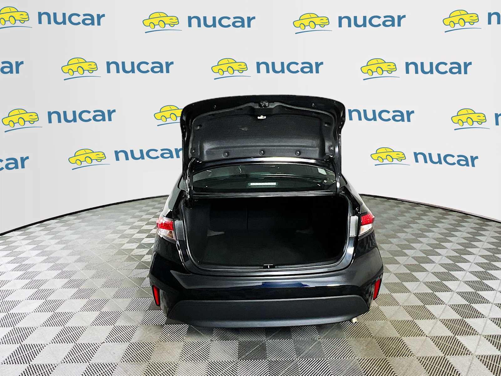 2023 Toyota Corolla LE - Photo 24